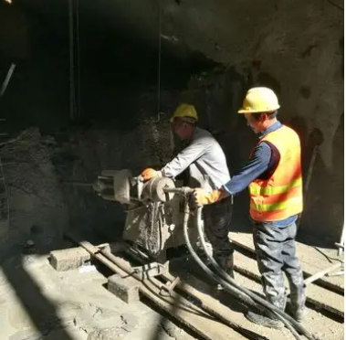 嵩县水下抗分散灌浆料特点 水下不分散注浆料介绍