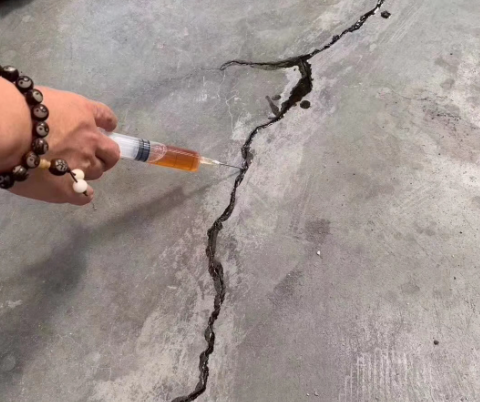 嵩县混凝土裂缝修补技术详解​